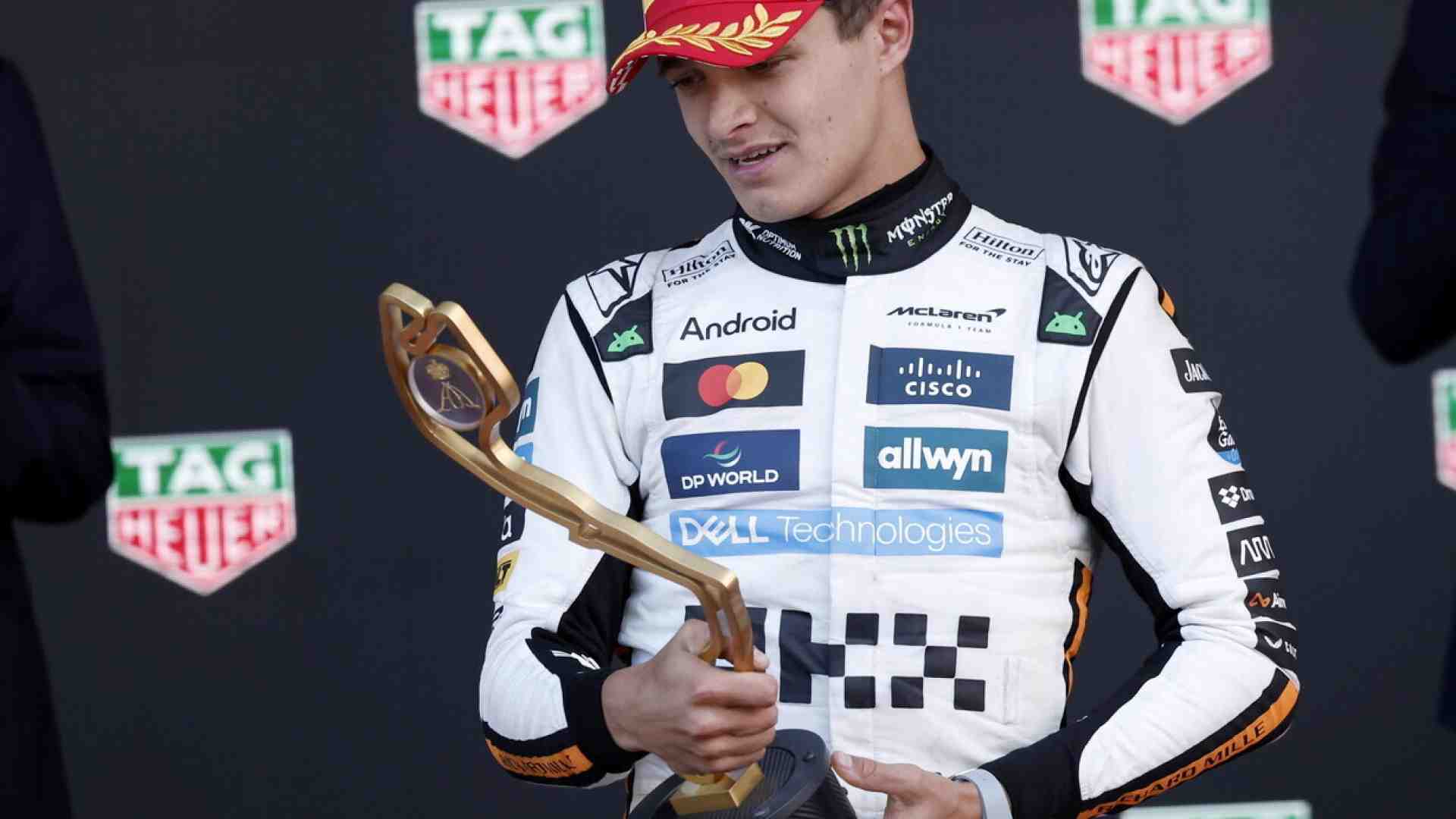 Immagine di A Gp di Montecarlo Norris resiste alle aggressioni di Leclerc