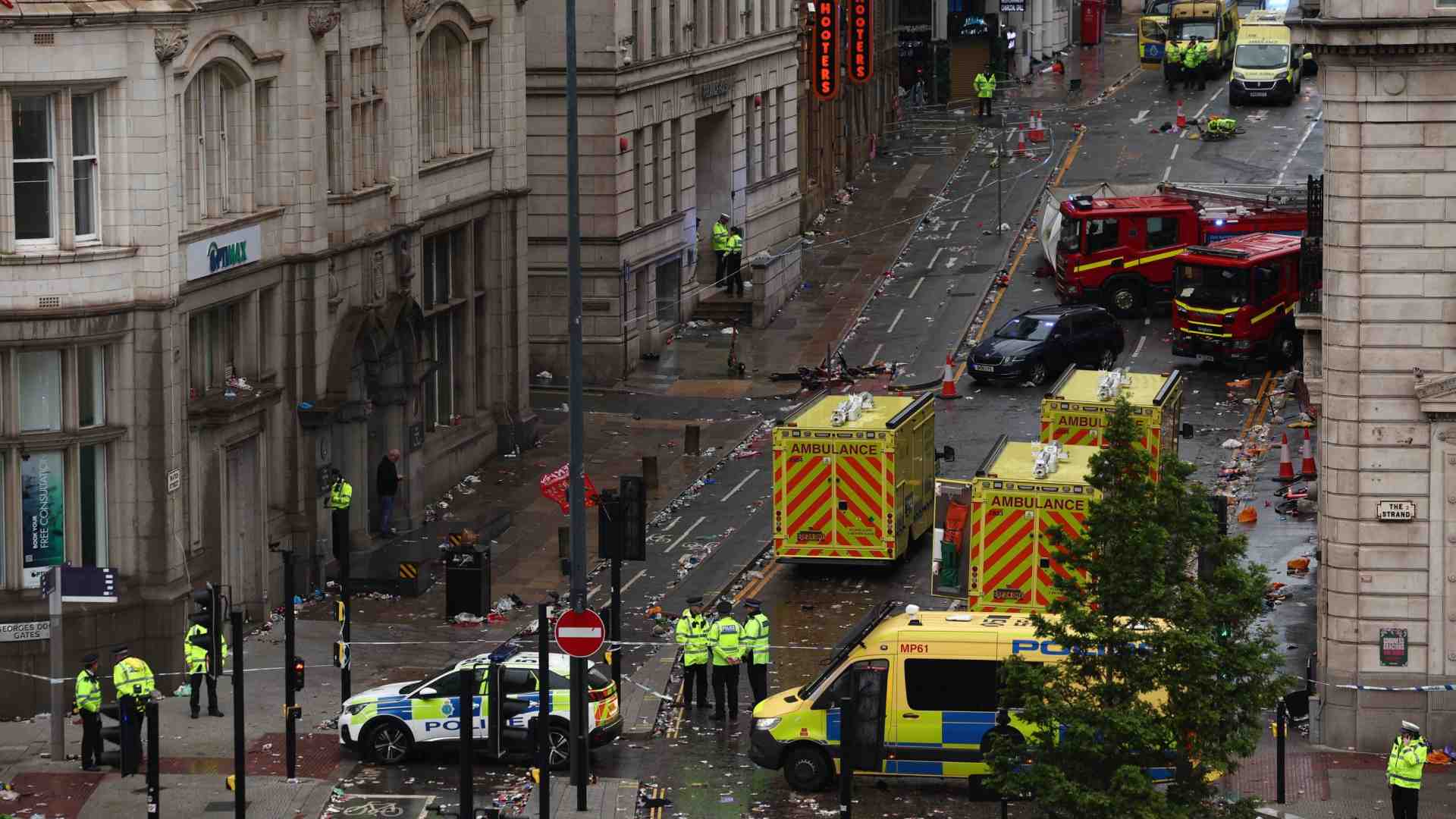Immagine di Liverpool choc, auto investe pedoni alla parata. Sono 27 i feriti