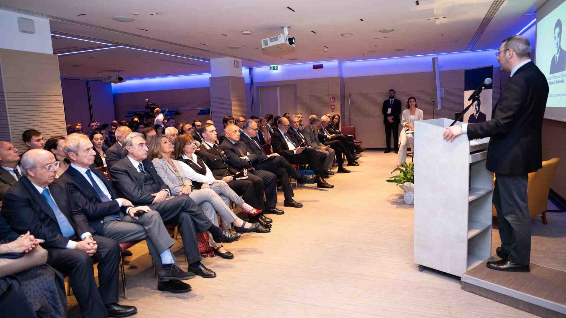 Immagine di Legalità e democrazia: scuola di politica in nome di Piersanti Mattarella