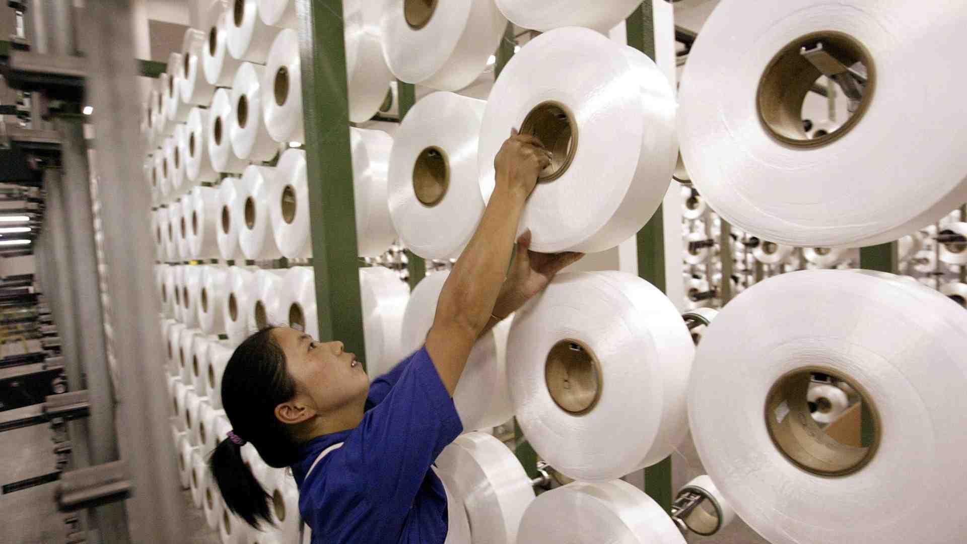 Immagine di La moda usa e getta è sempre più un problema: c'è solo una soluzione possibile