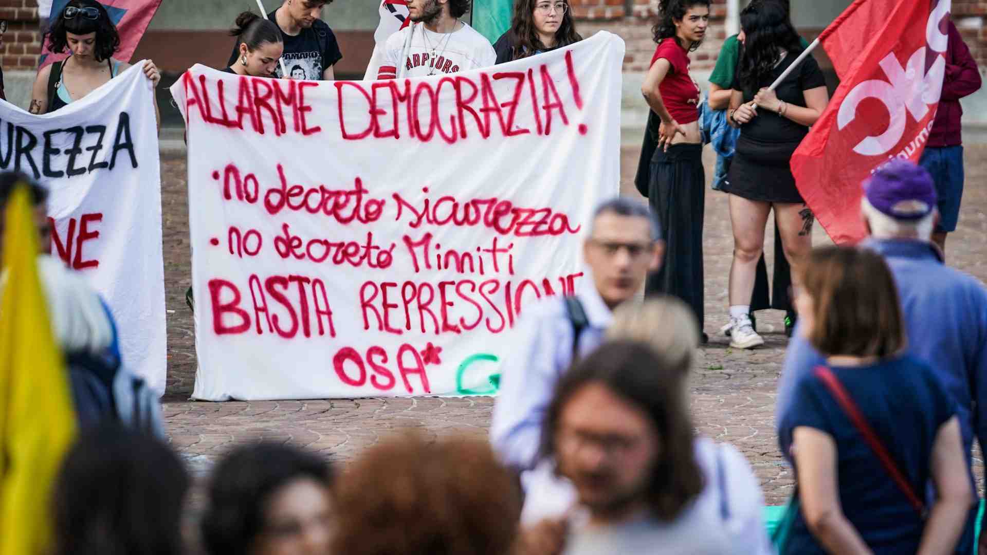 Immagine di Passa la fiducia sul dl sicurezza. Cosa contiene e perché provoca proteste