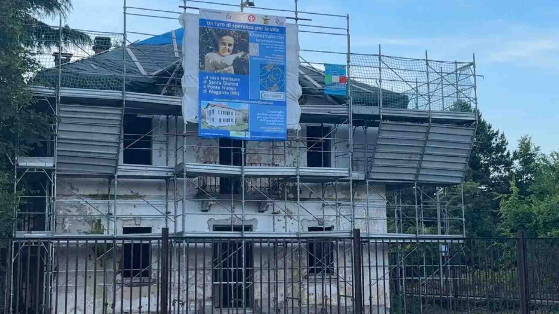 Immagine di Il volto di Gianna Beretta Molla “veglia” sul cantiere della sua casa