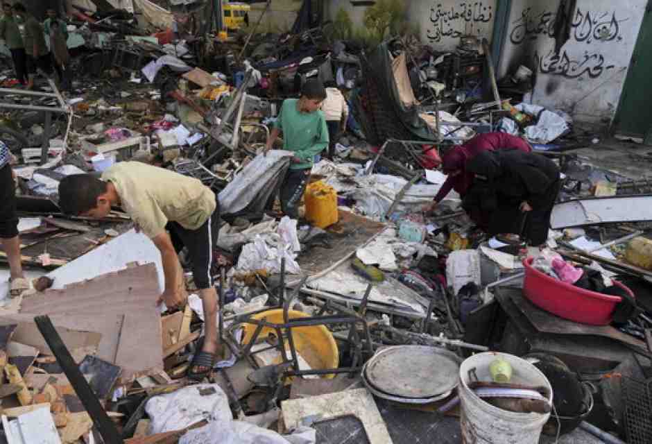 Hamas annuncia di aver accettato il cessate il fuoco. Smentite e il video di Bibi