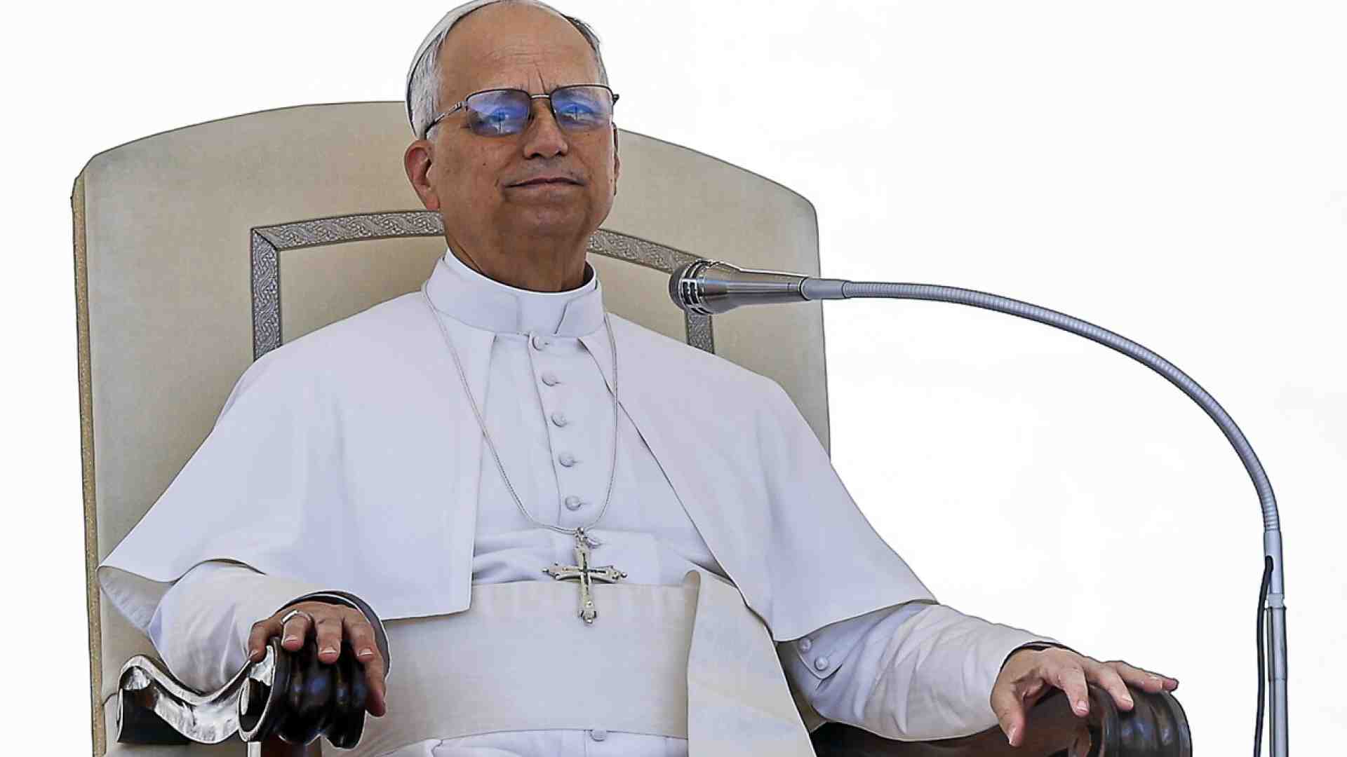 Immagine di Il Papa già strattonato per la talare