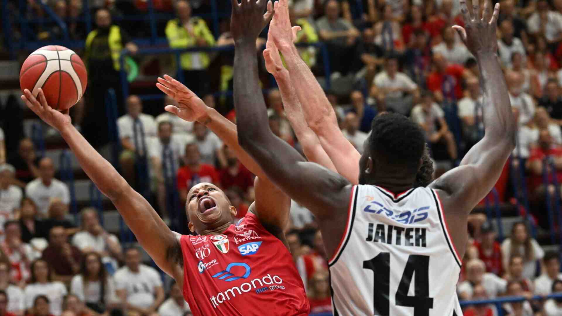 Immagine di Questa volta Virtus Bologna-Olimpia Milano non varrà lo scudetto