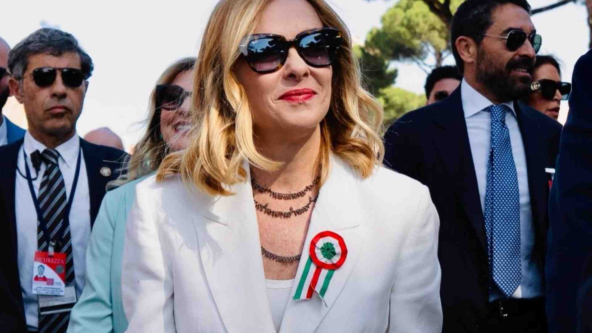 Immagine di Meloni: «Vado alle urne e non ritiro le schede». Ecco cosa vuol dire