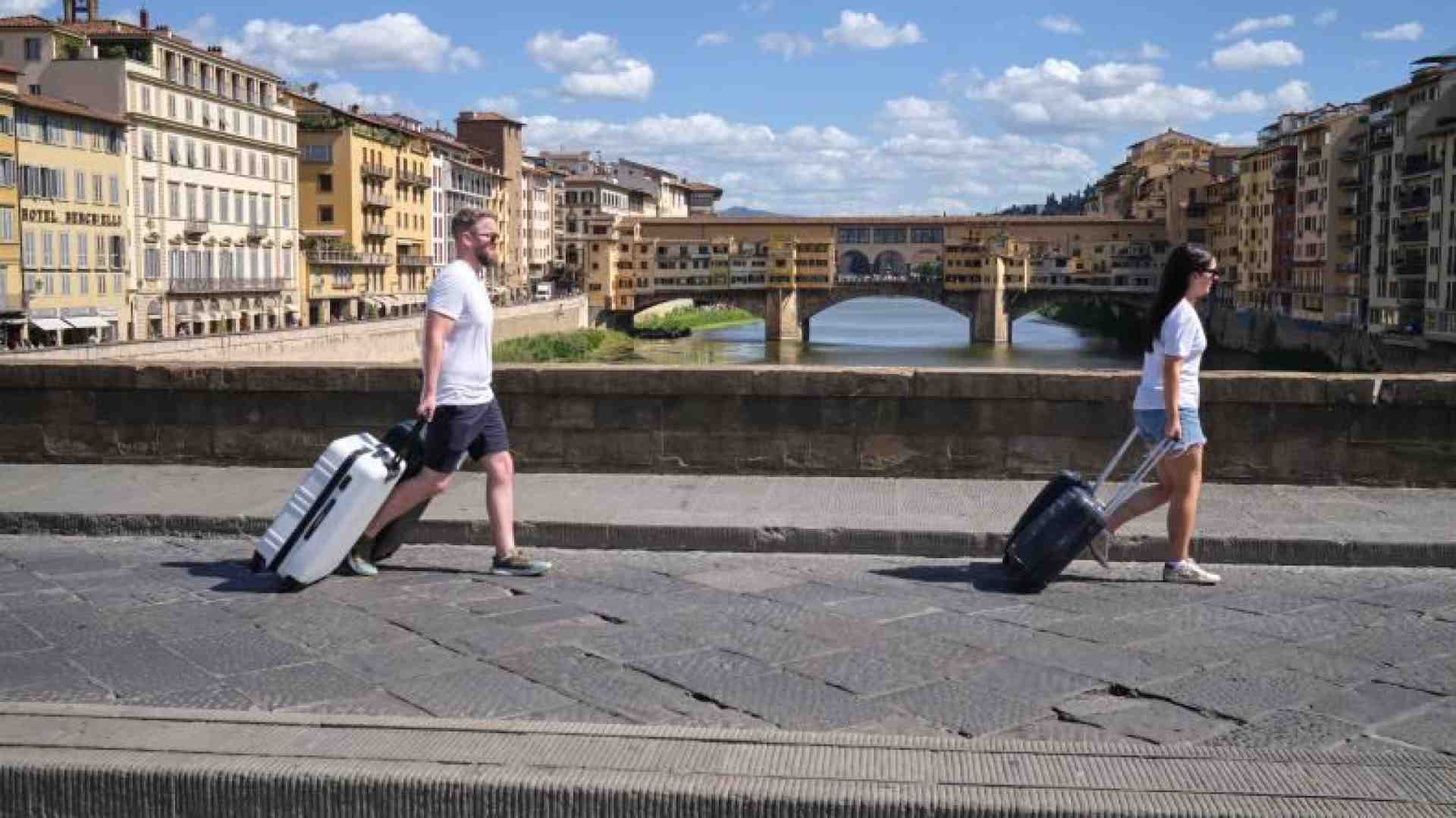Immagine di Affitti brevi, le sentenze aprono ma i Comuni vietano. E regna il caos