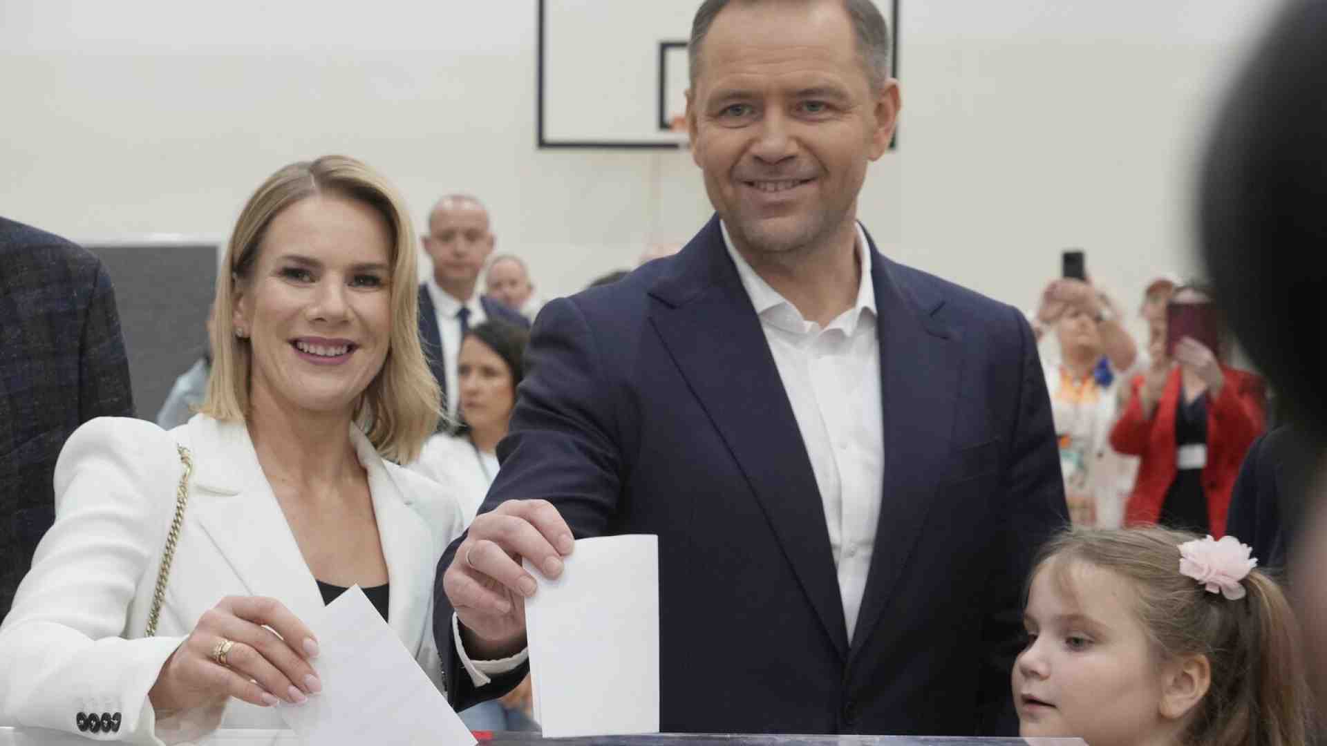 Immagine di Meloni tra Pis e Ppe