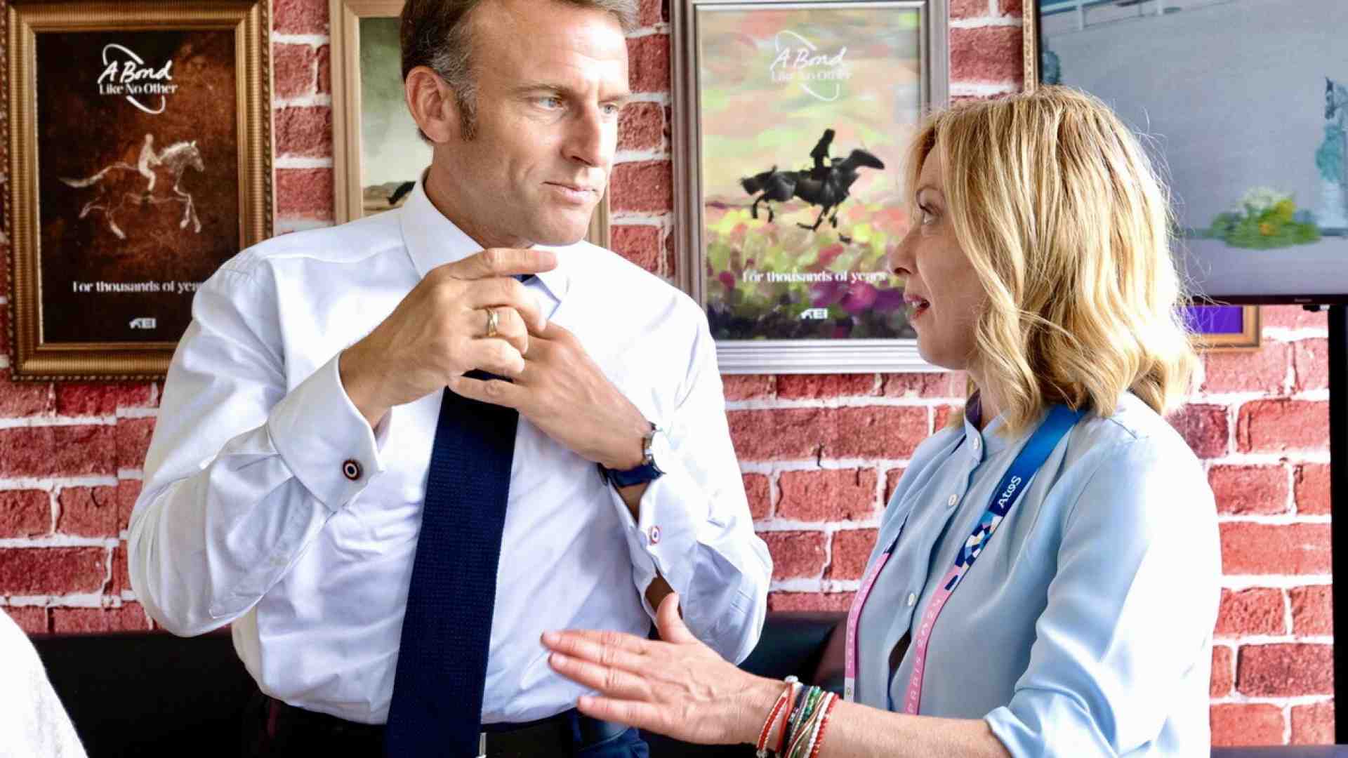Immagine di "Macron a Chigi? Ha capito che i rapporti tra Francia e Italia sono troppo importanti”. Parla Cirielli