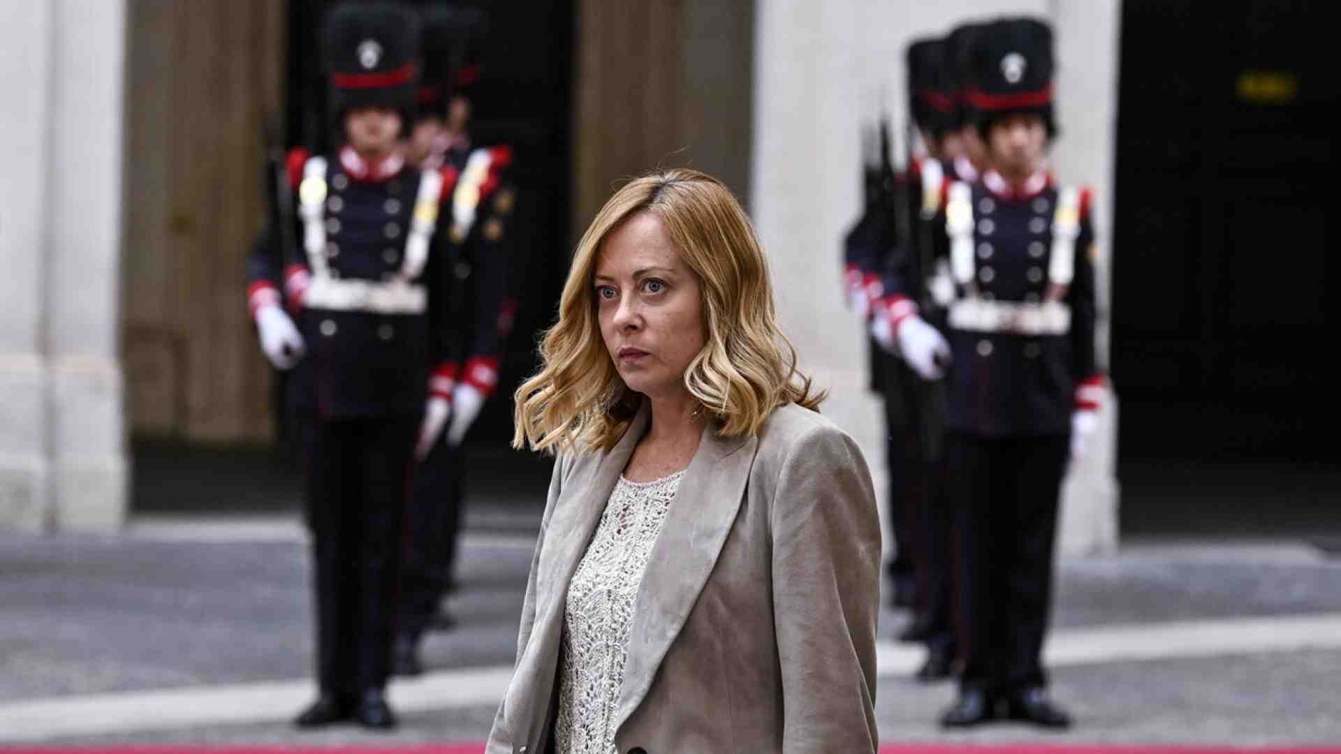 Immagine di La dissimulazione onesta di Meloni: poteva votare sì al referendum ma sa che governare è diverso dall’affiggere gride sui muri