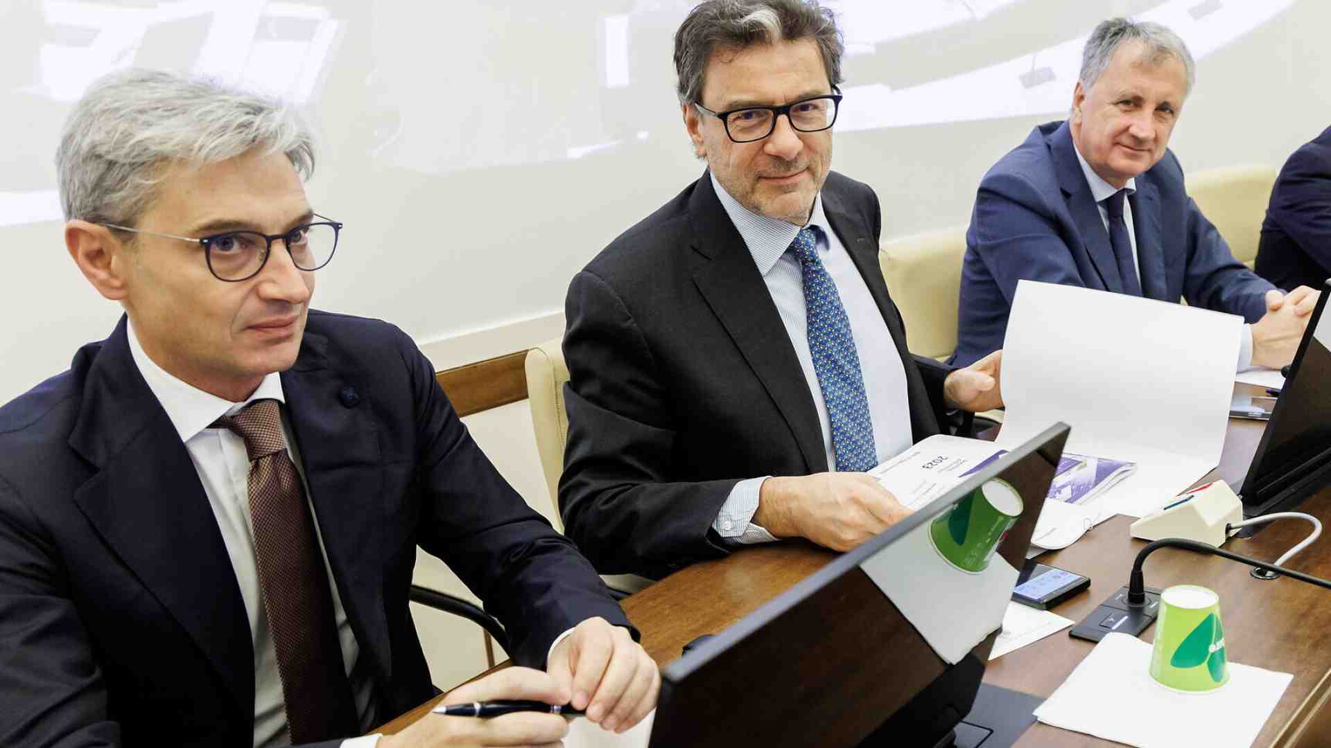 Immagine di Il caso FI in commissione Bilancio: il piano per sostituire Mangialavori, vicino a Ronzulli