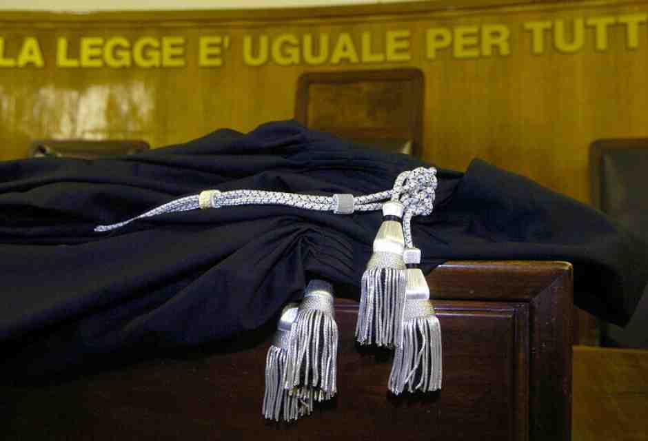 Carabiniere assolto dopo 11 anni, ma intanto la sua carriera è stata distrutta