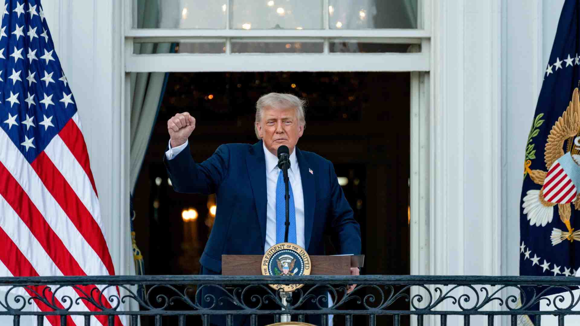 Immagine di Trump chiude le porte dell'America a 12 Paesi: ecco la lista