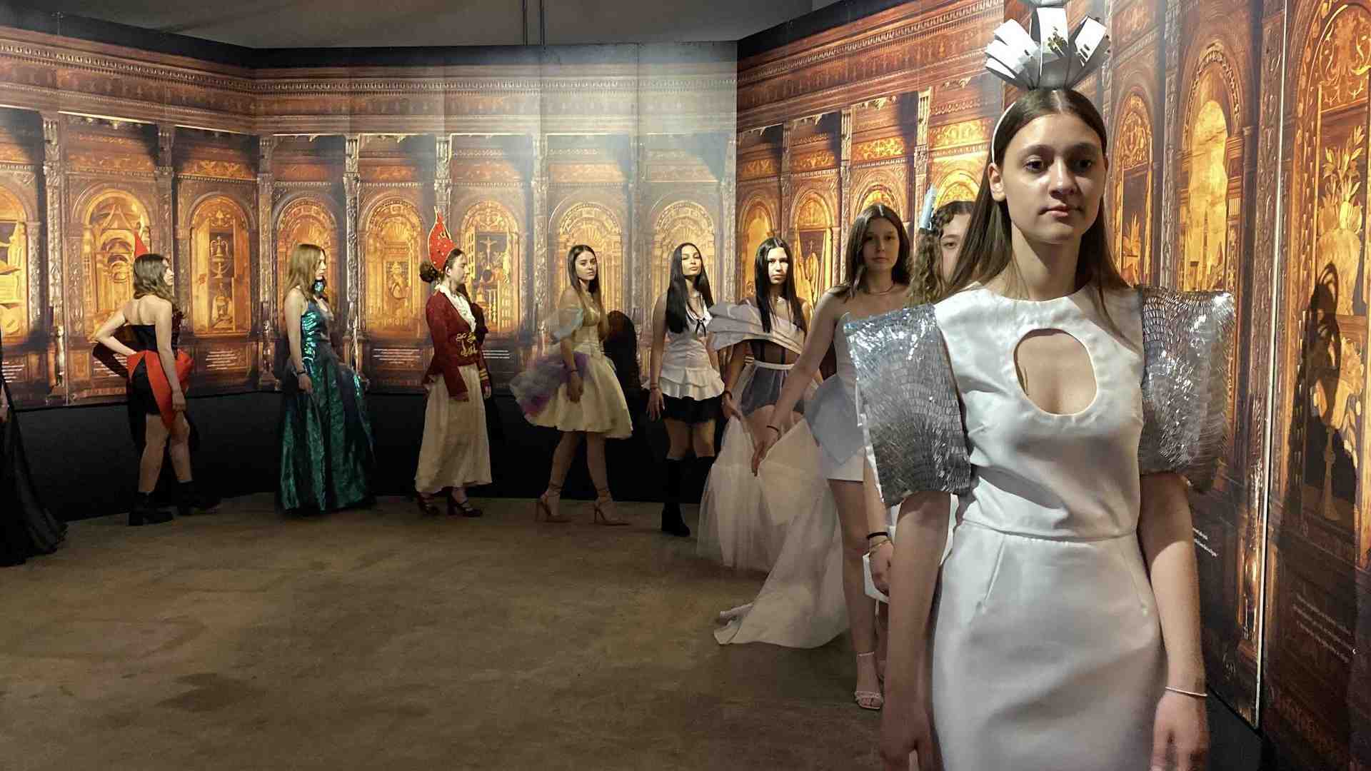 Immagine di L'arte del monaco-intarsiatore fra' Giovanni da Verona ispira i futuri talenti della moda