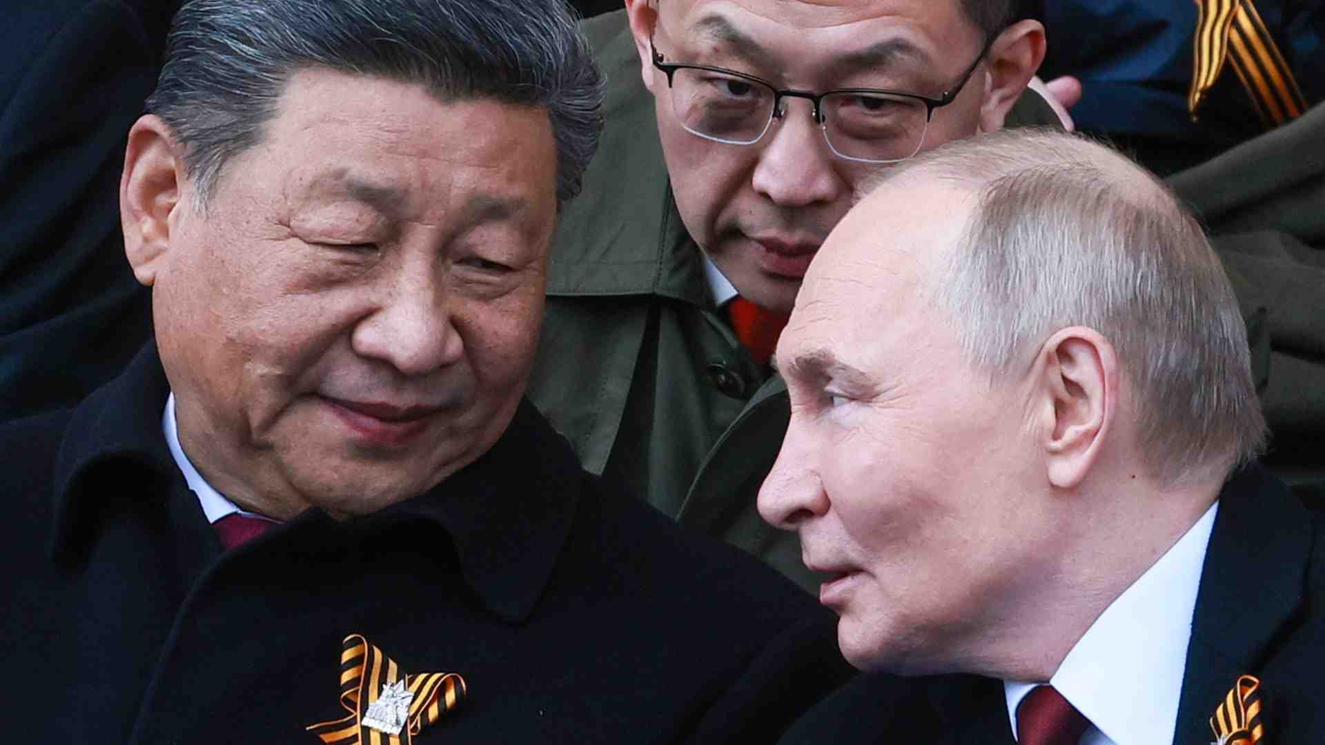 Immagine di I nuovi muri di Trump spiegati (c'entrano la Cina e la Russia)