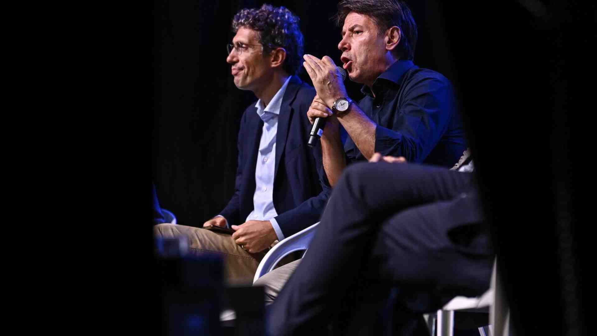 Immagine di Il referendum perso sulla cittadinanza agita il campo largo. Magi: “Sconcertato da Conte”