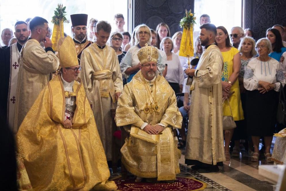 Il prossimo cardinale Claudio Gugerotti e l'arcivescovo Sviatoslav Shevchuk alla celebrazione di apertura del Sinodo della Chiesa greco-cattolica ucraina a Roma - ugcc.ua
