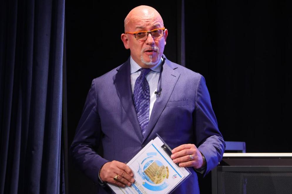 Gianno Cervellera, conduttore delle sessioni plenarie del convegno Cei - GF