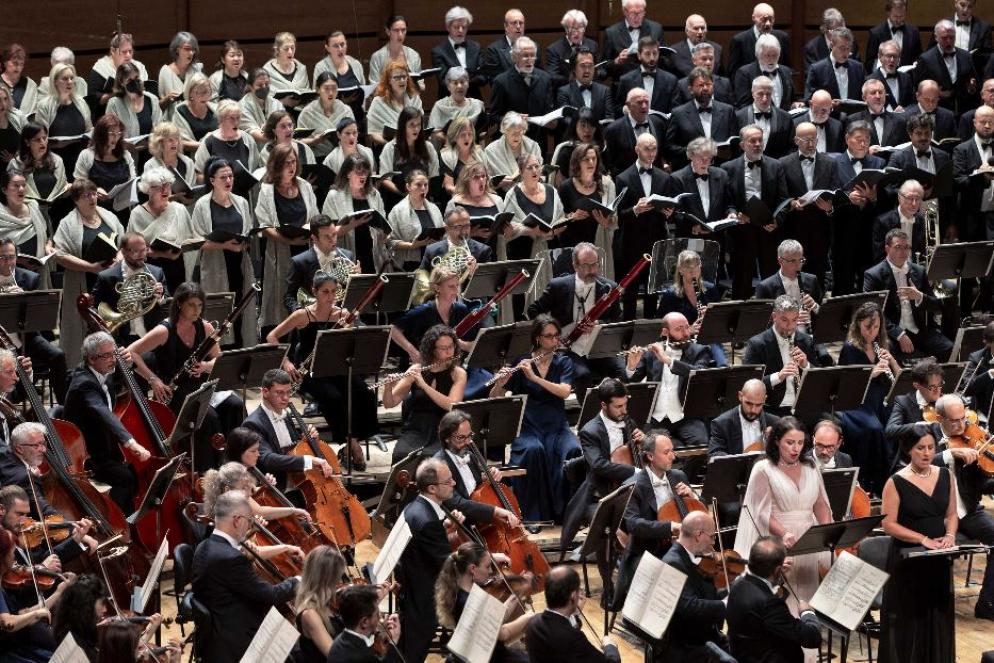 L'Orchestra e il Coro Sinfonici di Milano - Angelica Concari