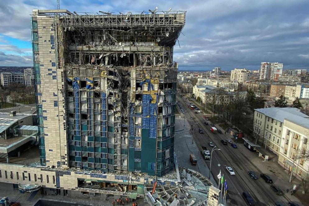 Il Palace Hotel nel centro di Kharkiv bombardato dai russi nei giorni scorsi - Reuters