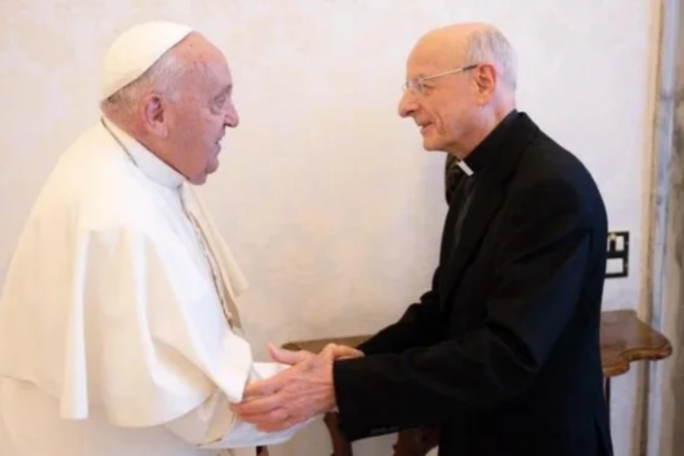 Papa Francesco con monsignor Ocáriz - www.opusdei.org/it