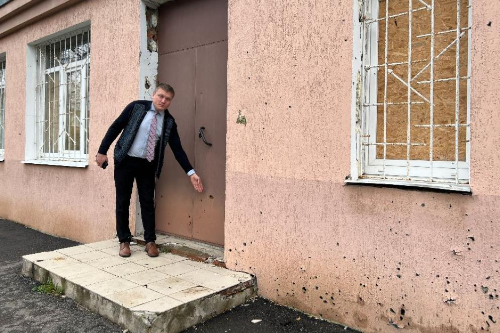 I segni di un raid russo in una scuola di Kharkiv - Gambassi