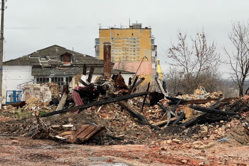 La devastazione a Kupiansk, la città sul fronte che ha l'esercito russo a pochi chilometri - Gambassi