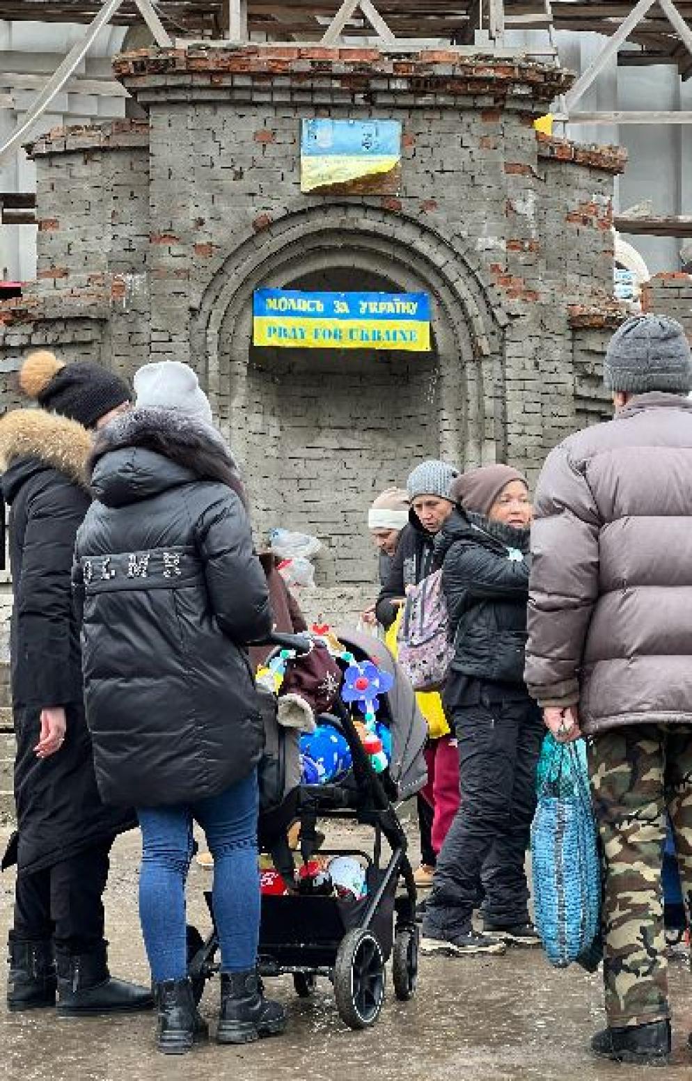 La Cattedrale greco-cattolica di Kharkiv durante la distribuzione degli aiuti umanitari ai poveri di guerra - Gambassi