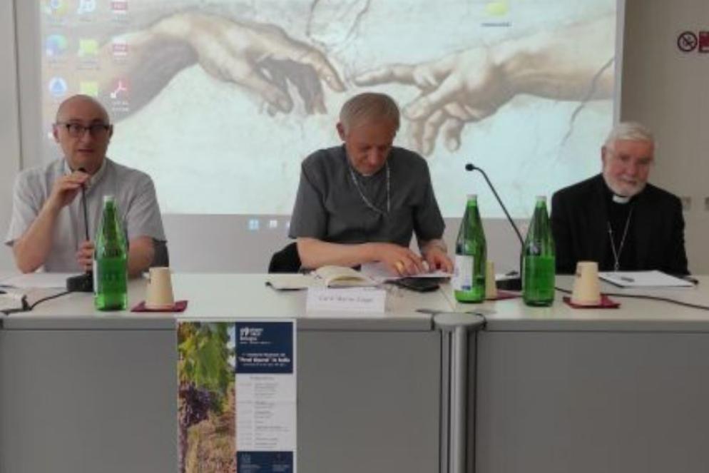 Il seminario nazionale dei preti operai svoltosi a Bologna su iniziativa dell’Ufficio nazionale per i problemi sociali e il lavoro. Al centro il cardinale Matteo Zuppi - .