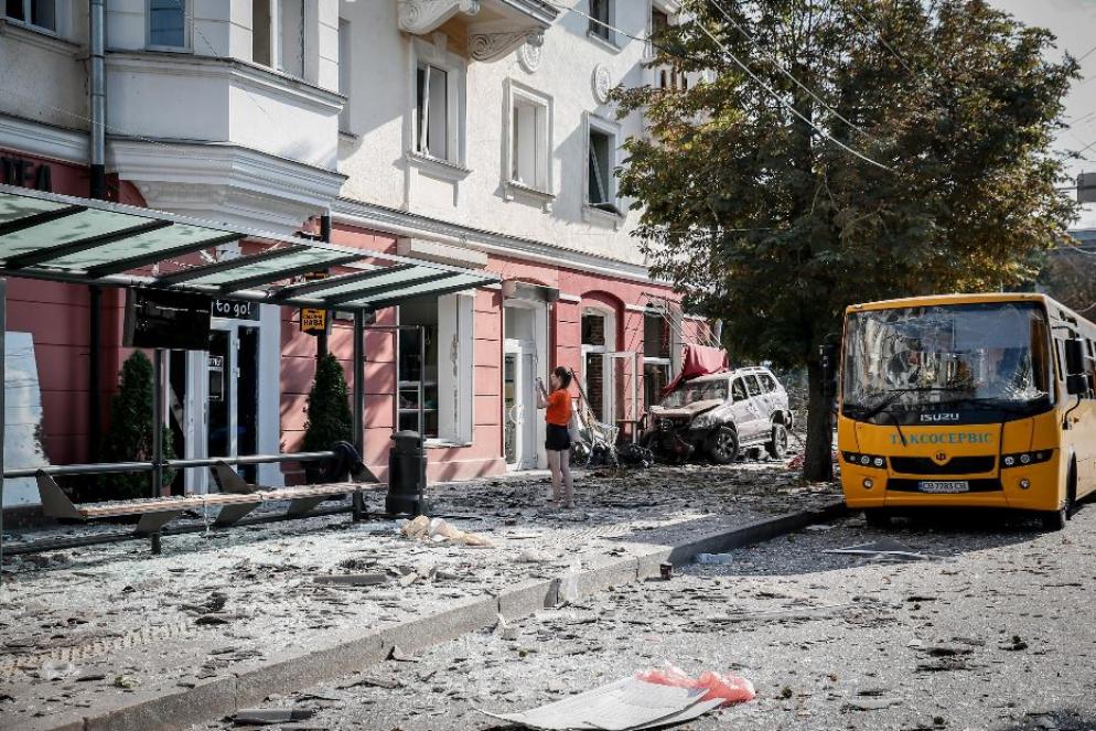 Un bombardamento russo nella città di Chernihiv - Ansa