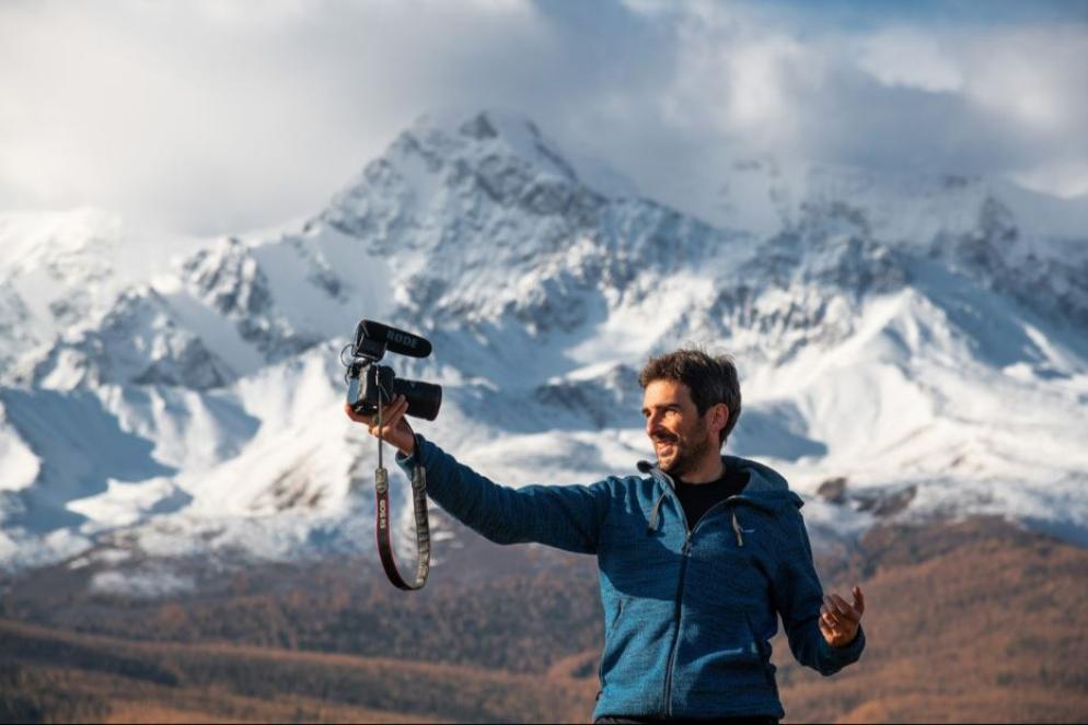 Stefano Tiozzo al lavoro nei monti Altai, al confine tra Russia e Mongolia - © Stefano Tiozzo