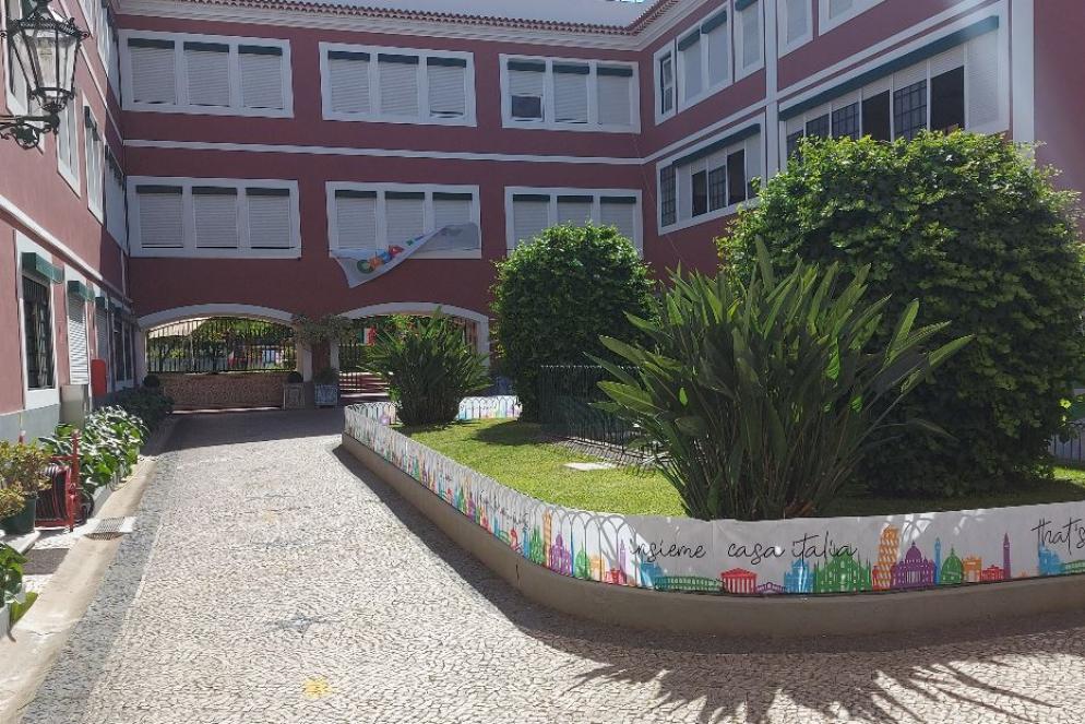 Il cortile di Casa Italia
