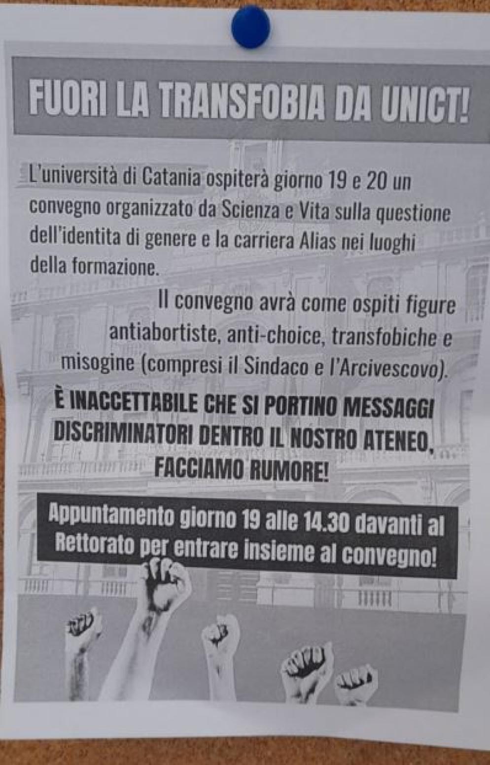 Il manifesto comparso in università - -