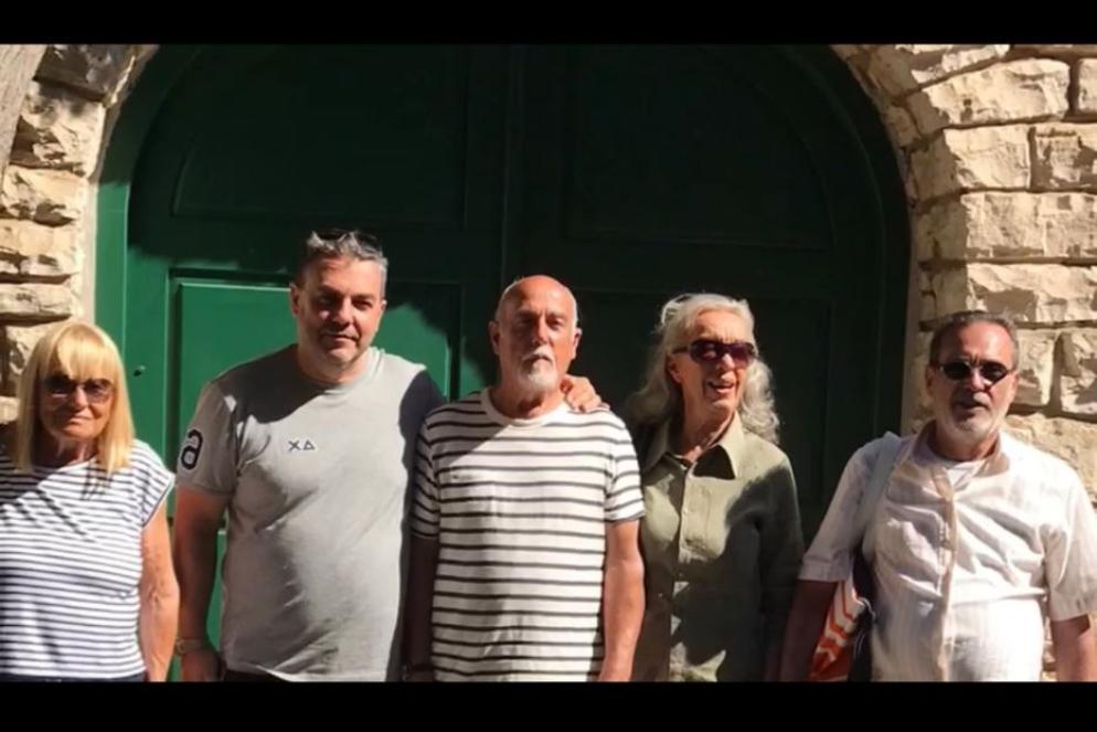 I fratelli Blascovich di nuovo insieme dopo 70 anni davanti alla casa natale sull'isola di Brioni, poi residenza estiva di Tito - Foto Blascovich