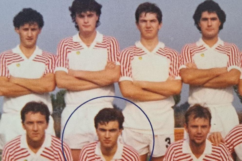 Stefano (nel tondo) giovane calciatore