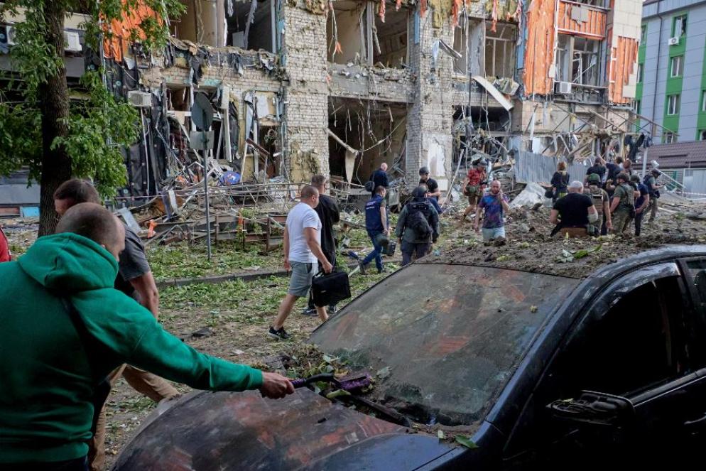La distruzione dopo un bombardamento russo a Kharkiv negli ultimi giorni - Ansa
