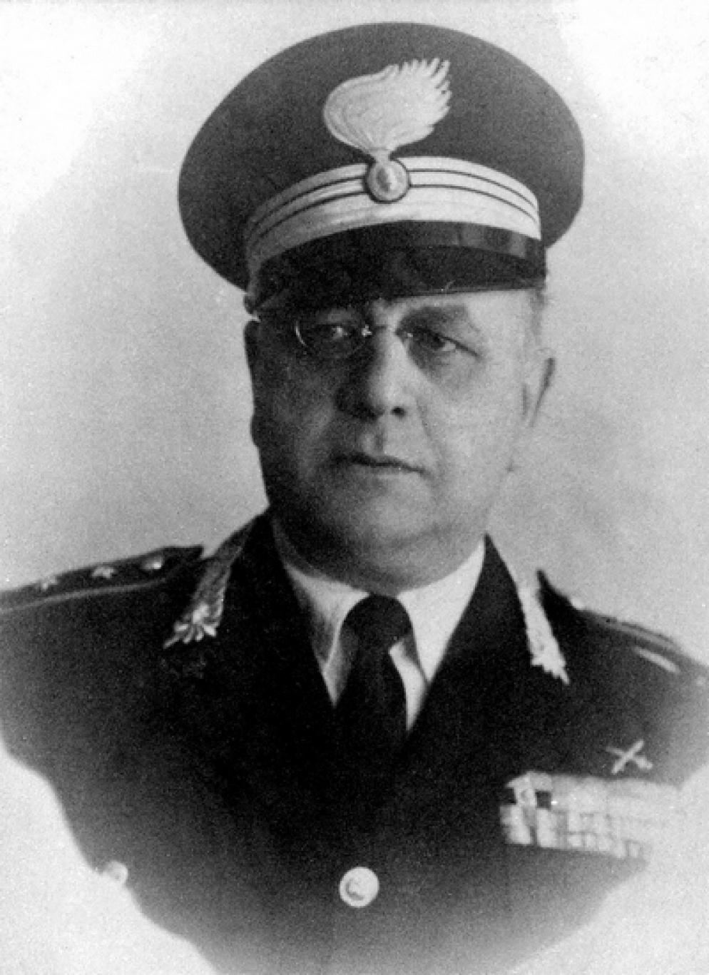 Il maggiore Giovannini con i gradi di tenente olonnello dopo il referendum istituzionale del 2 giugno 1946 - Foto Direzione Beni Storici e Documentali del Comando Generale dell'Arma dei Carabinieri