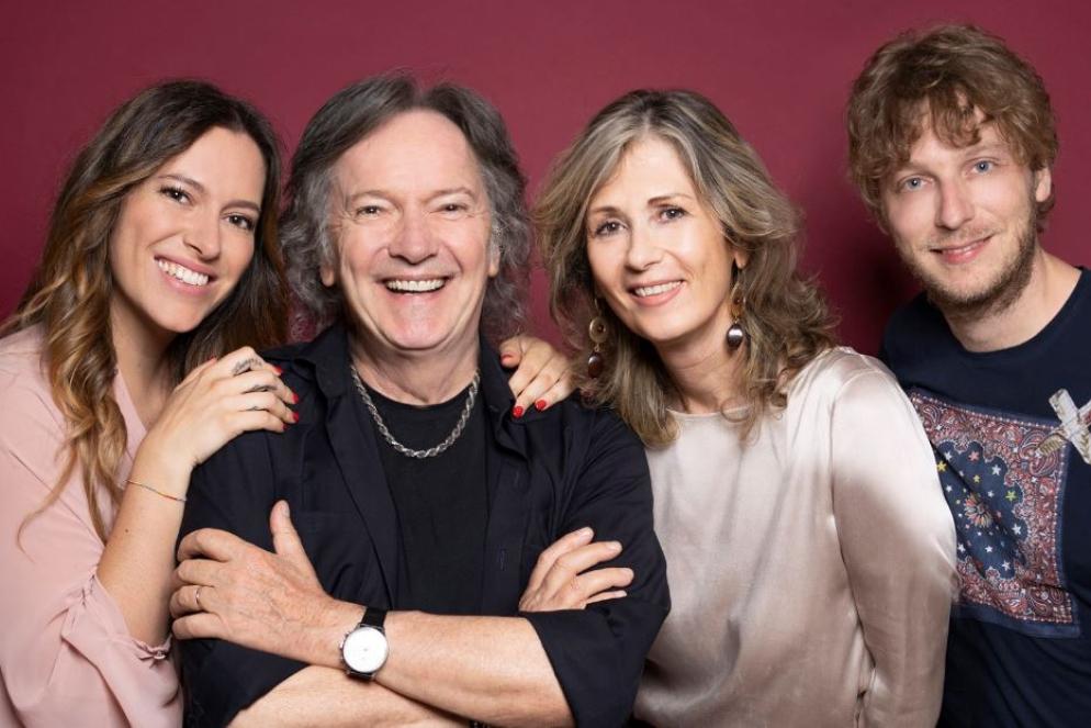 Red Canzian con la moglie Bea e i loro figli Chiara e Phil - Archivio Canzian