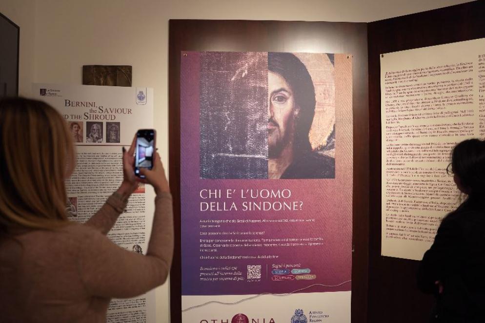 La rassegna si intitola "Chi è l'uomo della Sindone?" - Ateneo Pontificio Regina Apostolorum