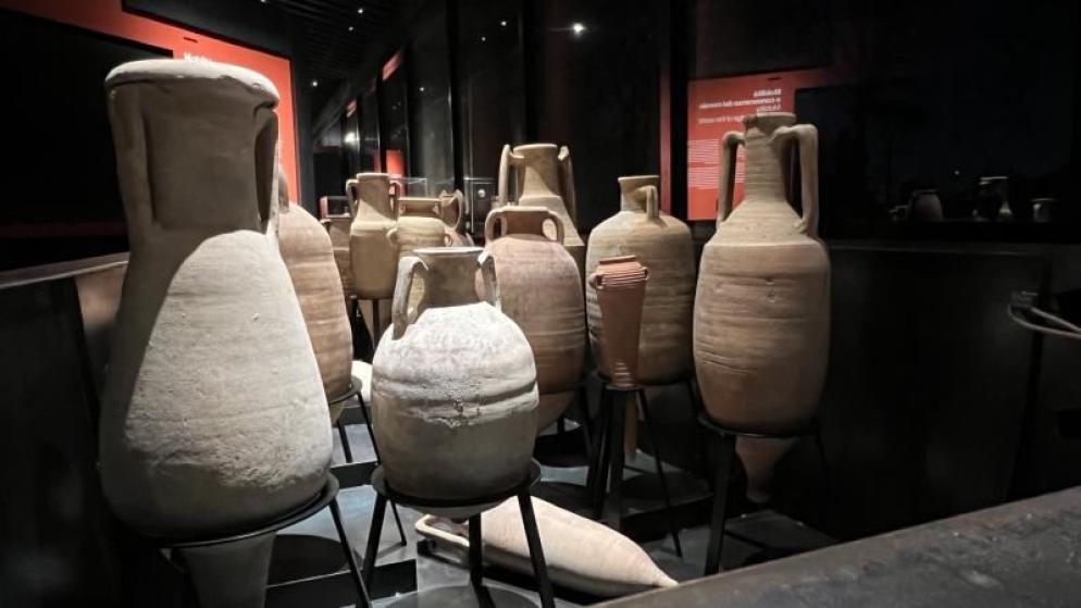 Una sala dell'allestimento - "L’altra Pompei. Vite comuni all’ombra del Vesuvio"