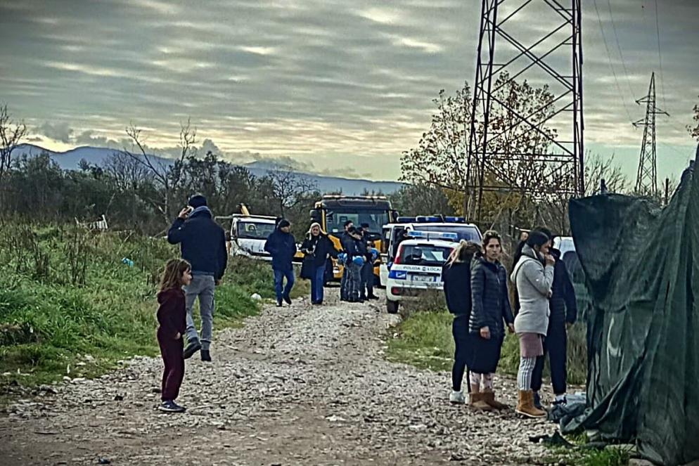 Oltre la metà dei 130 rom senza più un alloggio è costituita da minori. - Associazione 21 luglio