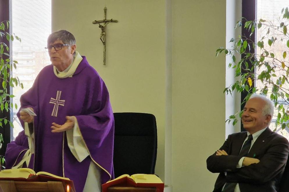 Don Maurizio Patriciello con il direttore di Avvenire, Marco Tarquinio