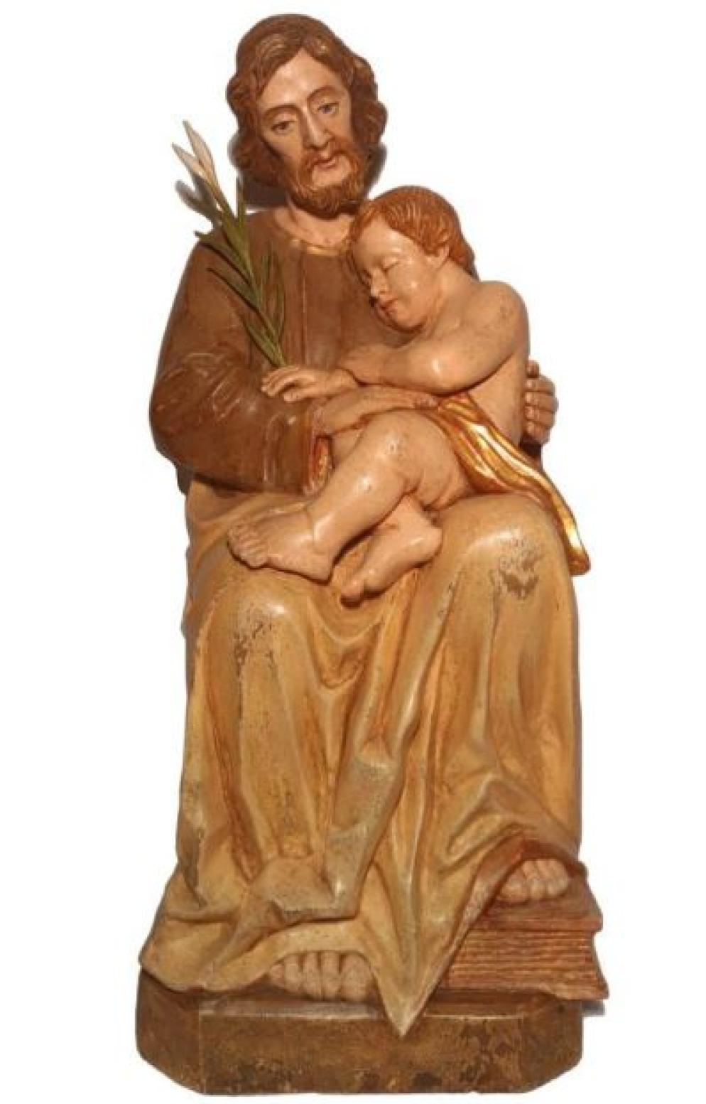 Un particolare della statua di San Giuseppe "appartenuta" a Benedetto XVI e collocata un tempo nella cappella privata del Pontefice emerito al Monastero Mater Ecclesiae - Basilica di Sant'Andrea delle Fratte