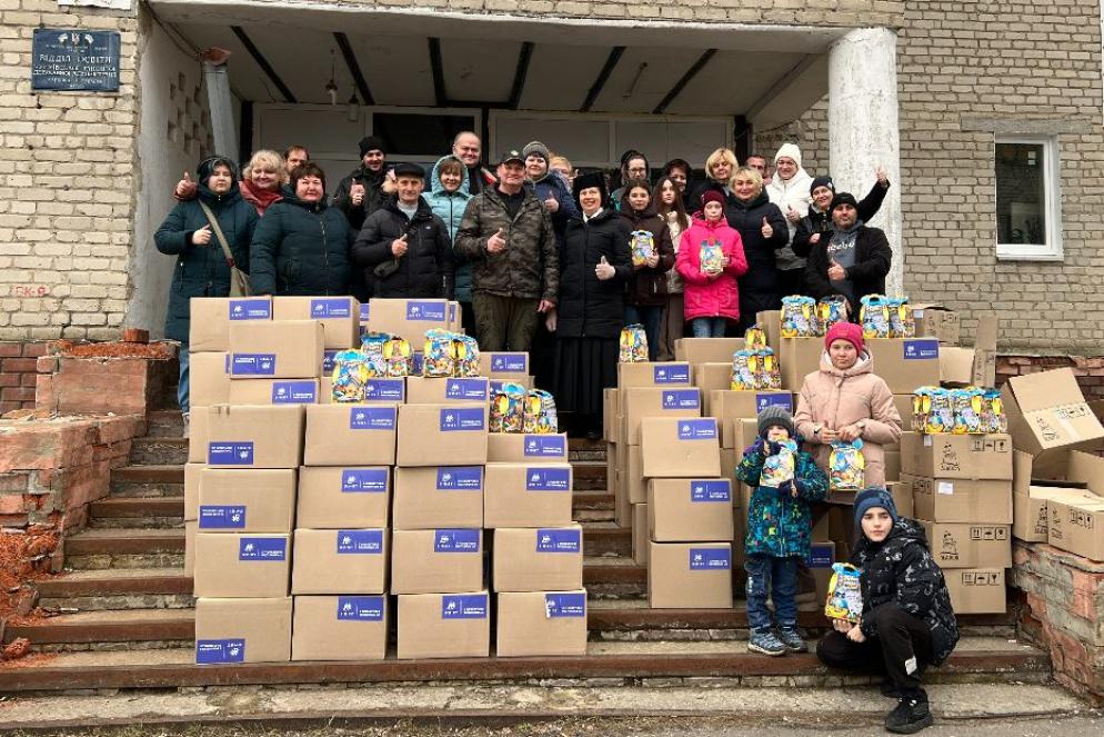 La Caritas greco-cattolica consegna gli aiuti umanitari alle famiglie di Chuhuiv che adottano gli orfani di guerra - Gambassi