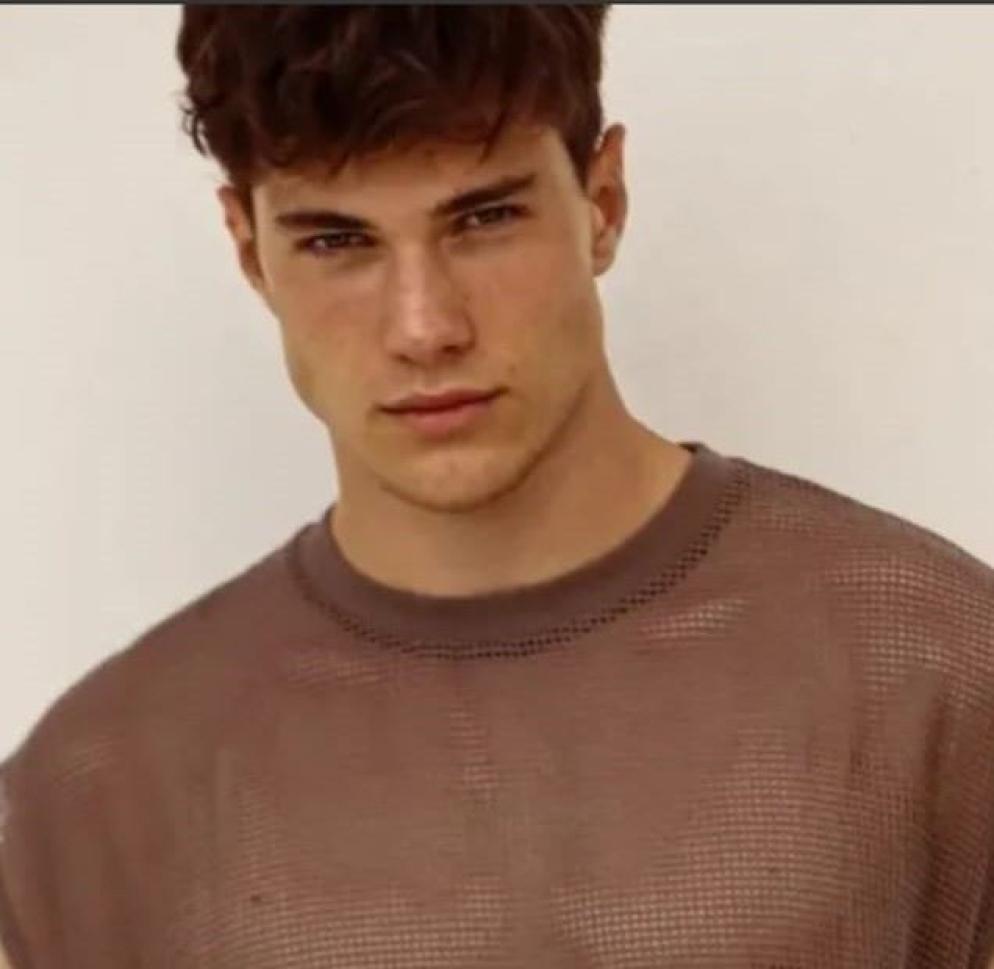 Edoardo Santini quando posava da modello - .