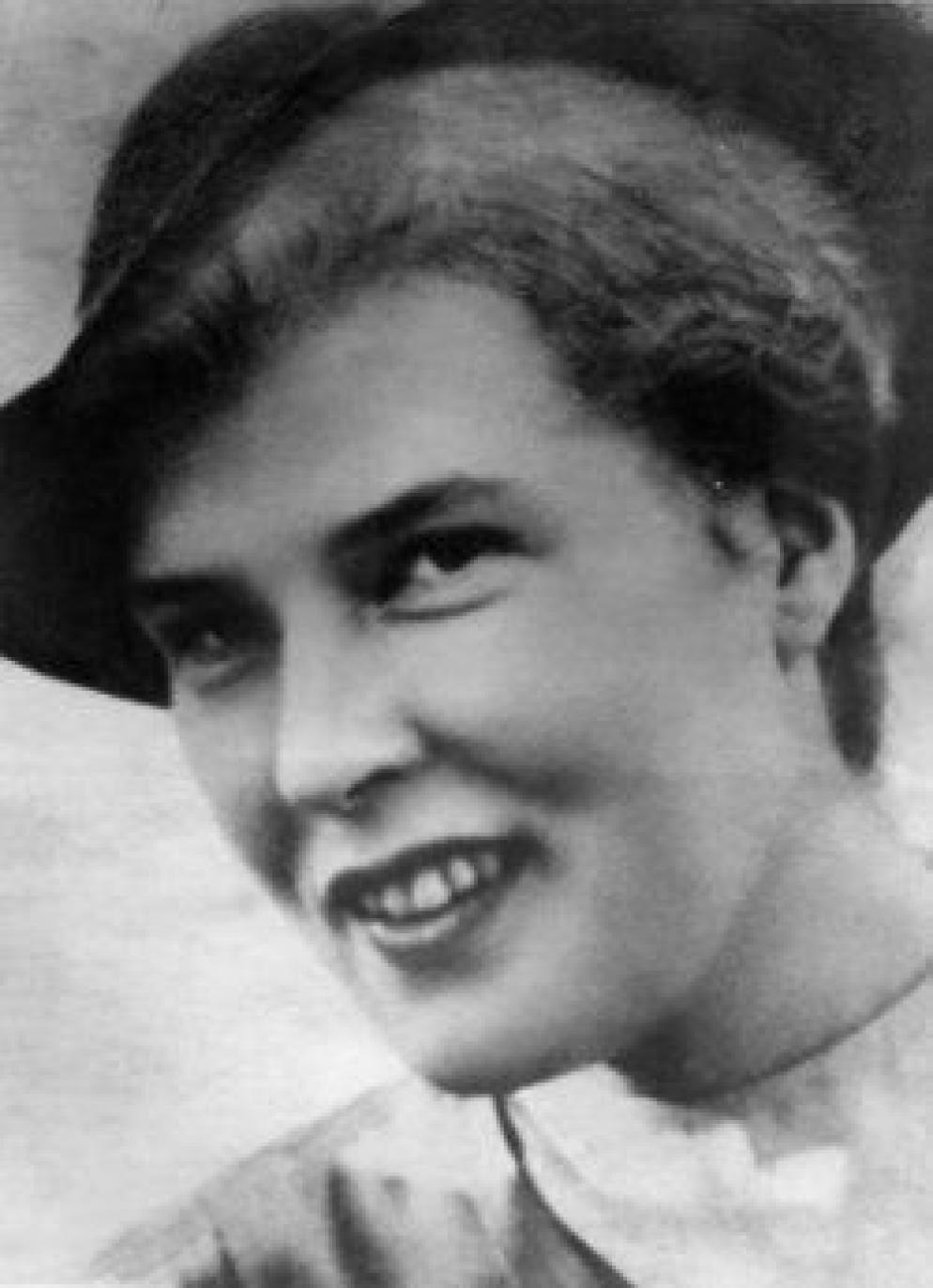 Eva Maria Buch - -
