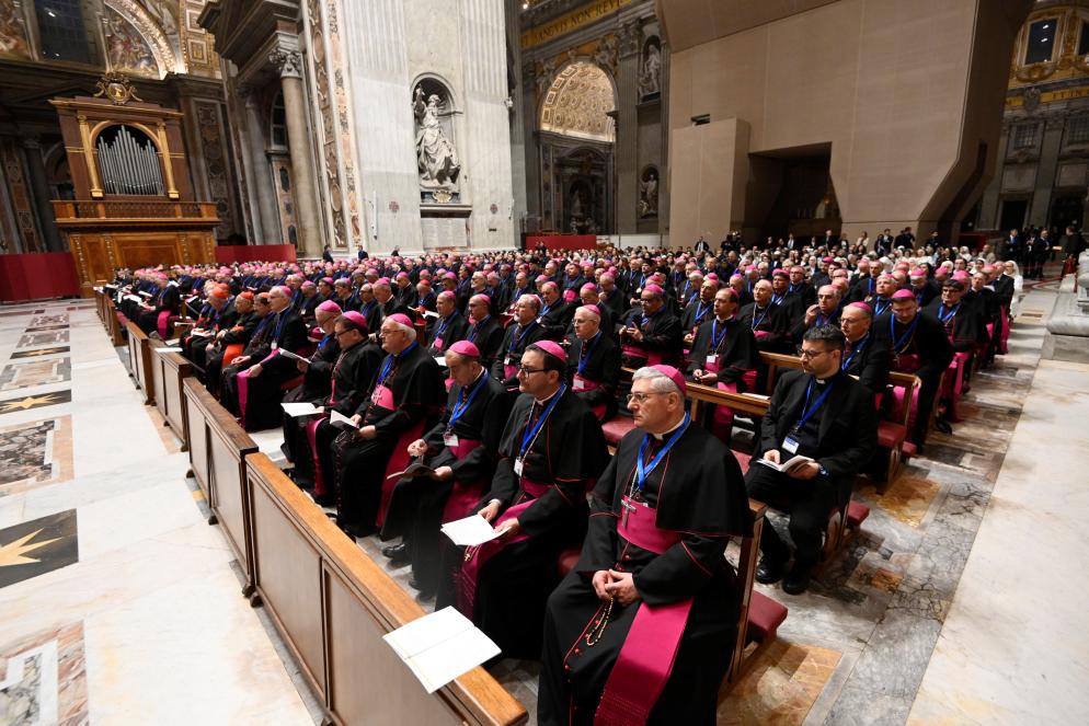 I vescovi recitano il Rosario per la pace - Agenzia Romano Siciliani