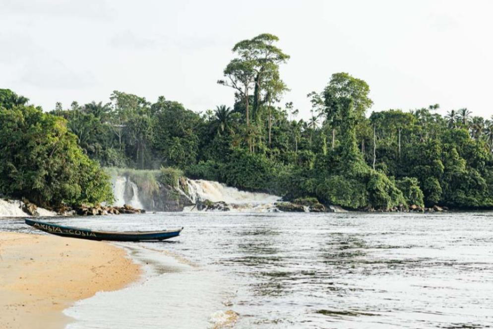 "Best in Travel 2025", una spiaggia del Camerun - Studio Kurakame - Getty Images - Courtesy Ufficio stampa Lonely Planet