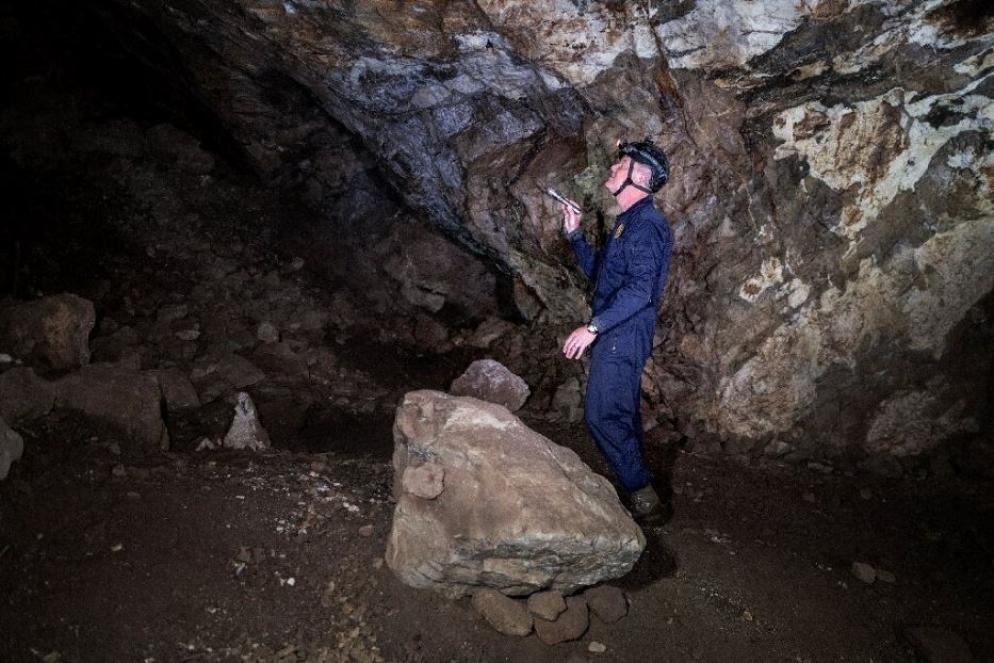 Una fase della ricerca all’interno della grotta sudafricana - BioRxiv