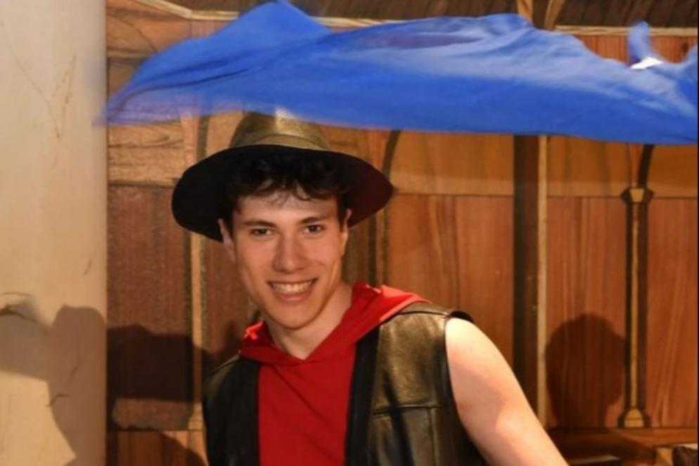Edoardo Santini nel musical "Forza Venite Gente" - .